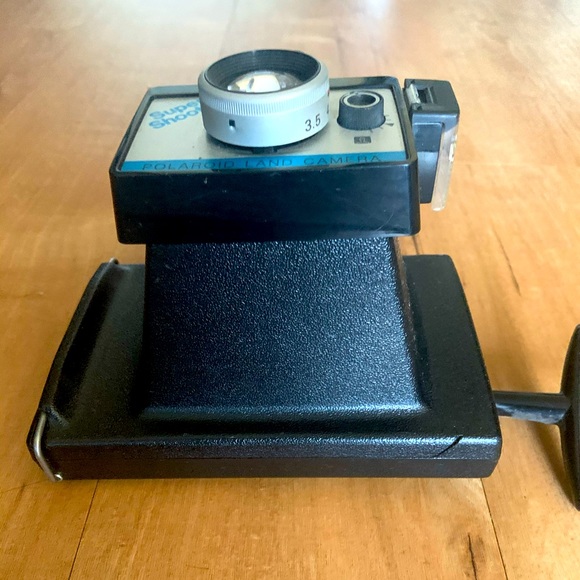 Vintage 1975 Polaroid super shooter 5.5 x 6.5 inch - Picture 1 of 4